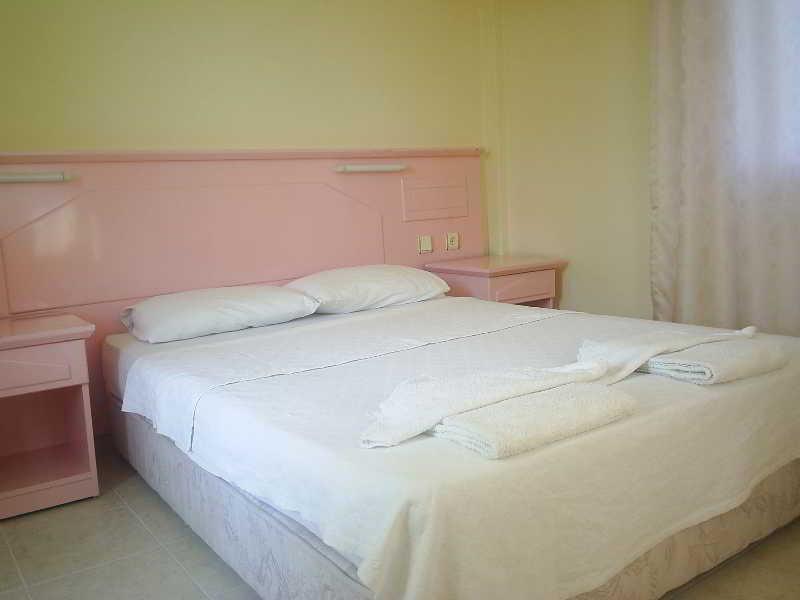 Gorkem Hotel & Apartments Ολουντενίζ Εξωτερικό φωτογραφία